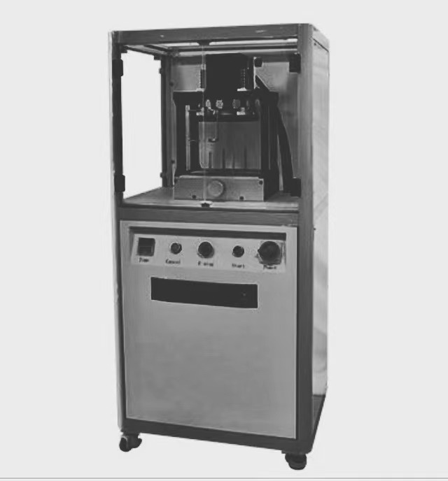 The reliable auto capping machine-50pcs at 1 press